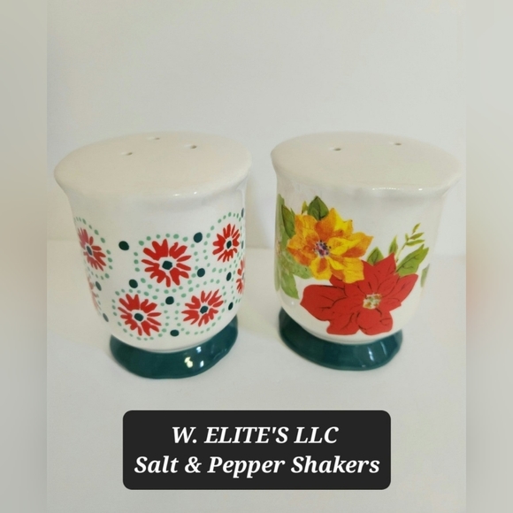 SOLD - Pioneer Woman Set - Picture 4 of 9